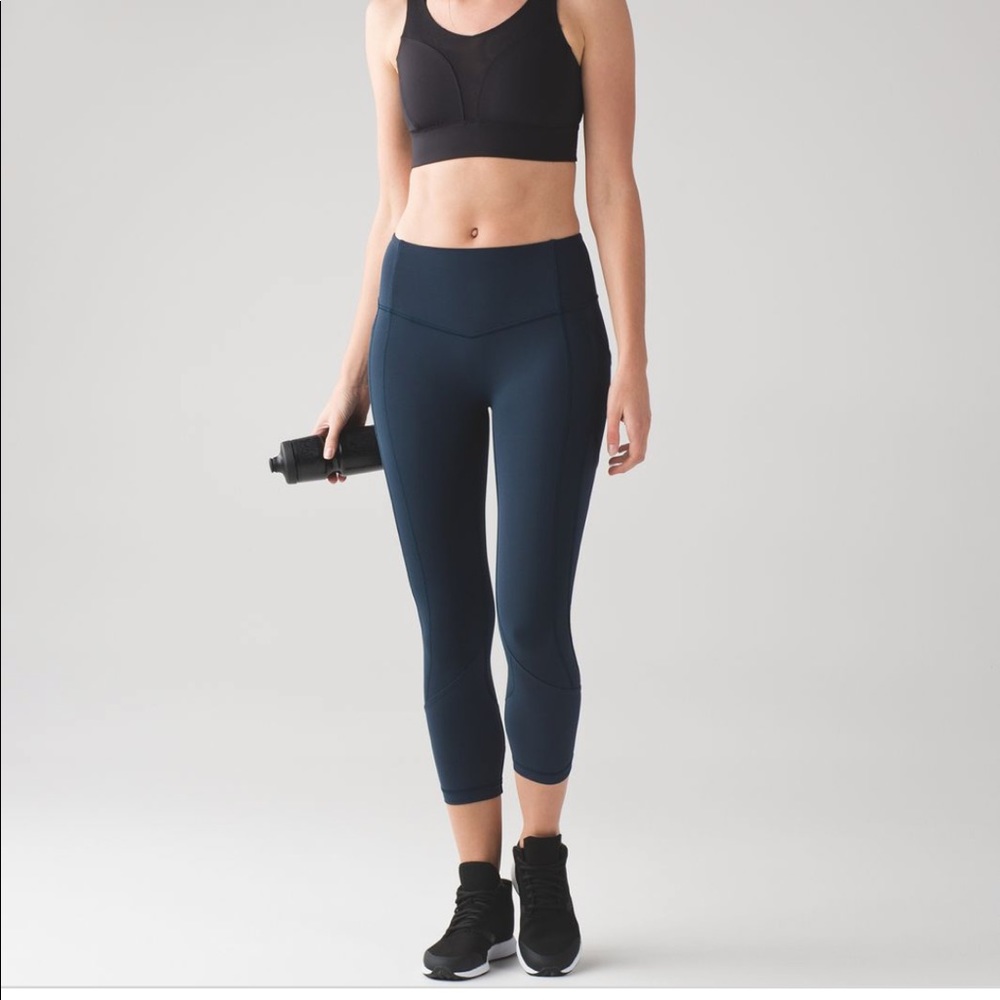 Like New Lululemon ATRP Crop - Nocturnal Teal